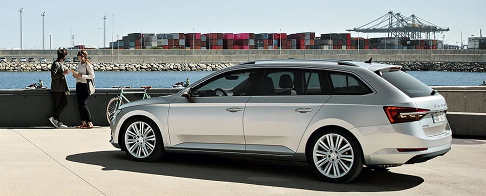 skoda-superb-combi-safamar-malaga-marbella-02