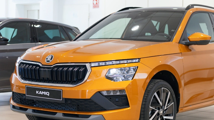 Skoda Kamiq SUV de segunda mano en Málaga, ideal para quienes buscan estilo, versatilidad y seguridad en un vehículo compacto y eficiente